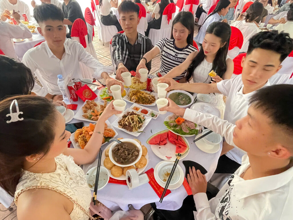 Đặt Tiệc Kỷ Niệm Tại Bắc Ninh