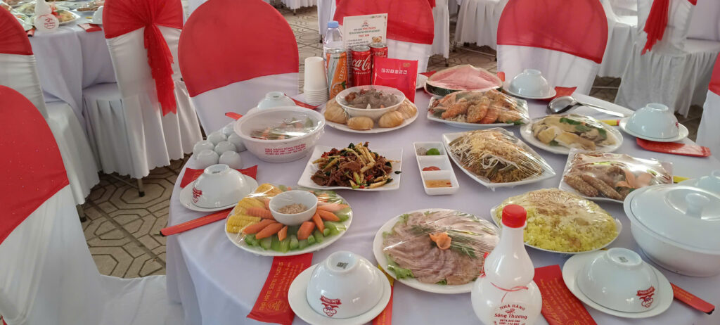 Đặt tiệc thực đơn từ 800k đến 1 triệu tại Bắc Ninh