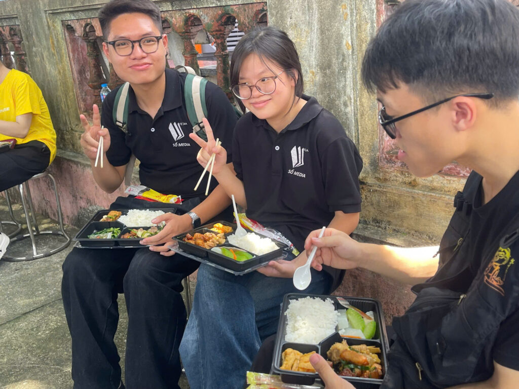 Cơm Xuất Cơm Văn Phòng Tại Bắc Ninh