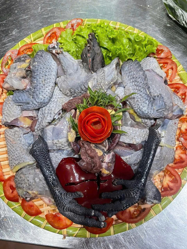 Lẩu Baba Gà Hmông - Hình ảnh 2