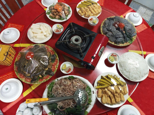 Lẩu Baba Gà Hmông